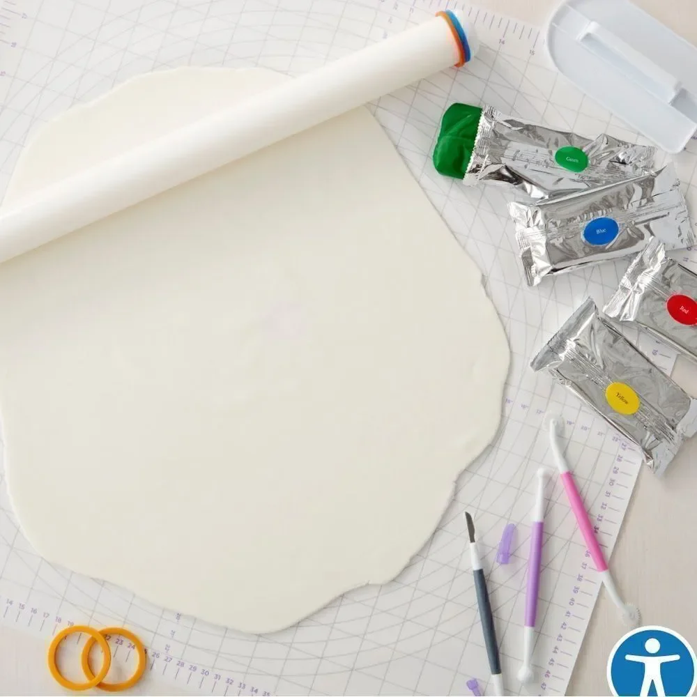 Wilton Fondant or Pizza Measuring Mat Curcle Roll Out Plastuc 23.8 in. x 23.3 in